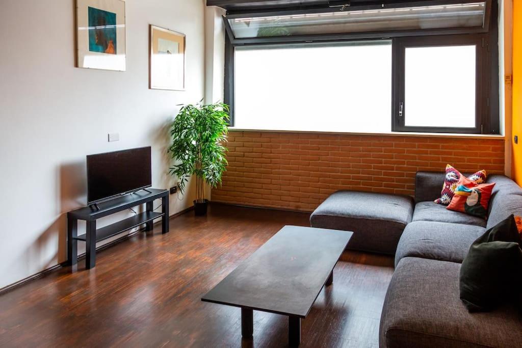 2 Min Da Porta Genova - Elegante Bilocale Daire Milano Dış mekan fotoğraf