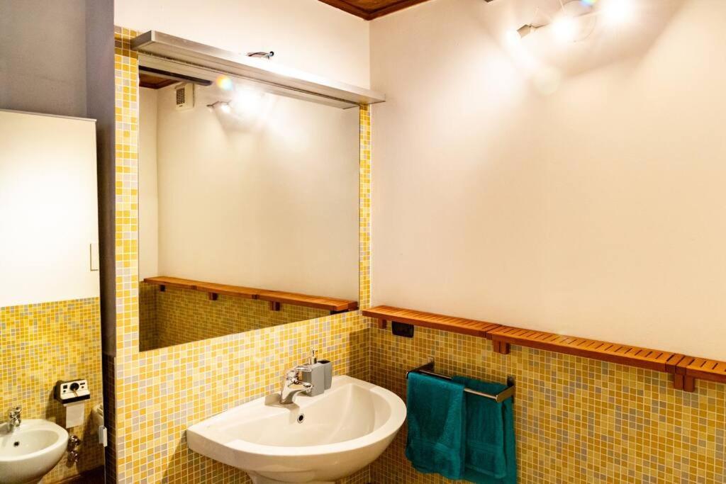 2 Min Da Porta Genova - Elegante Bilocale Daire Milano Dış mekan fotoğraf